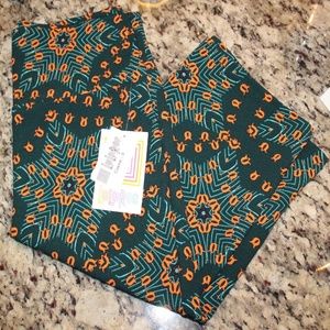 LuLaRoe Cassie Pencil Skirt Sz Small NWT